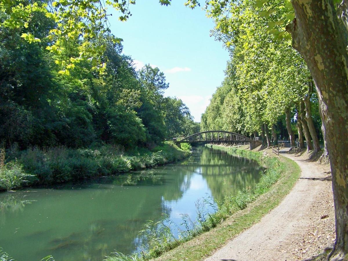 Les Chambres Du Canal Castets-en-Dorthe Экстерьер фото